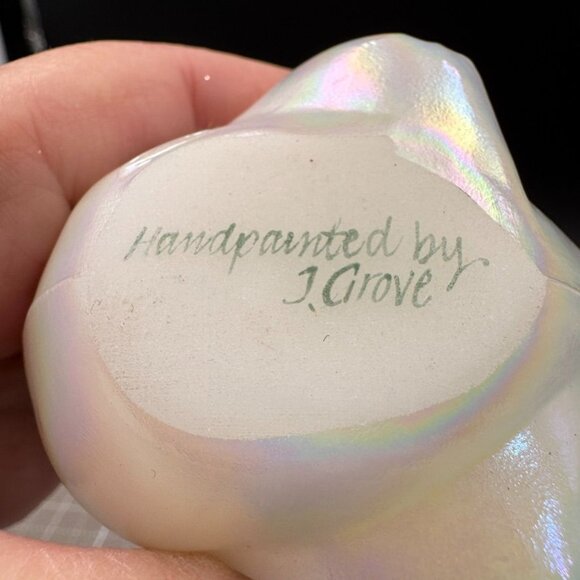 Fenton Handpainted Iridescent Glass Bird Figurine By J. Grove - Picture 6 of 6